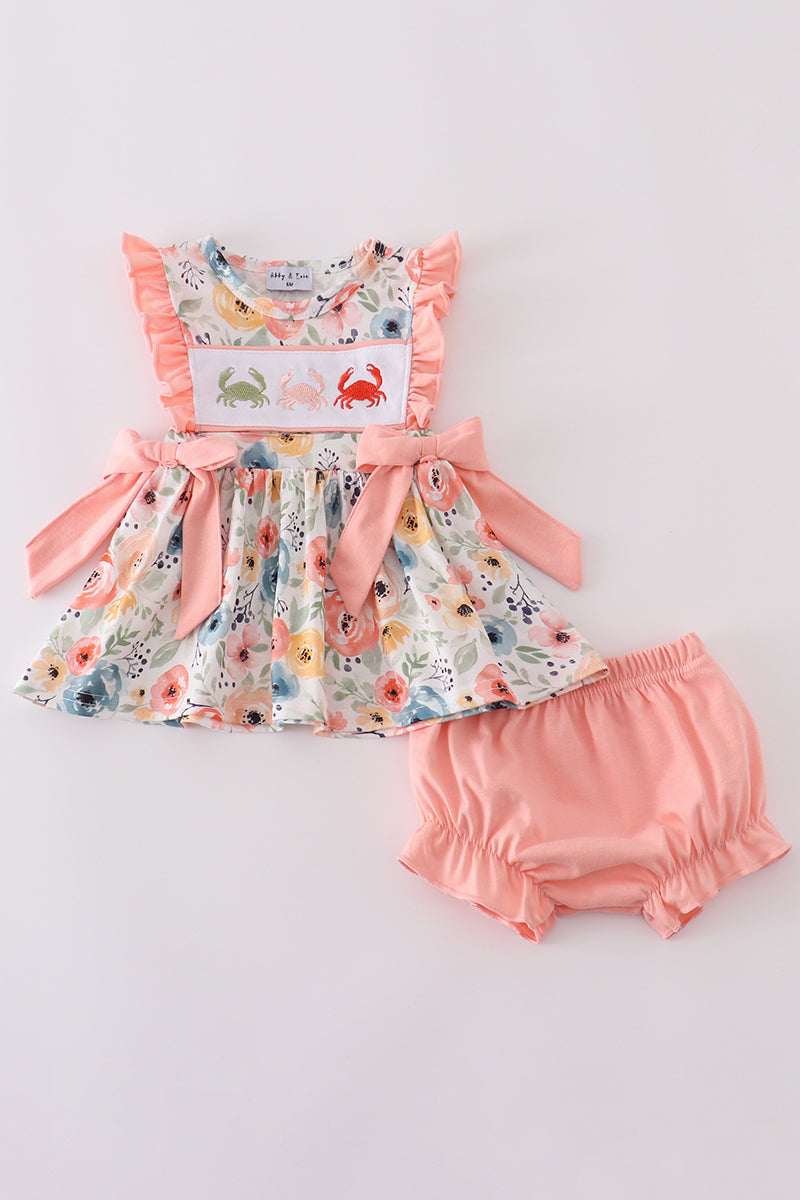 Floral crab embroidery ruffle bloomer set