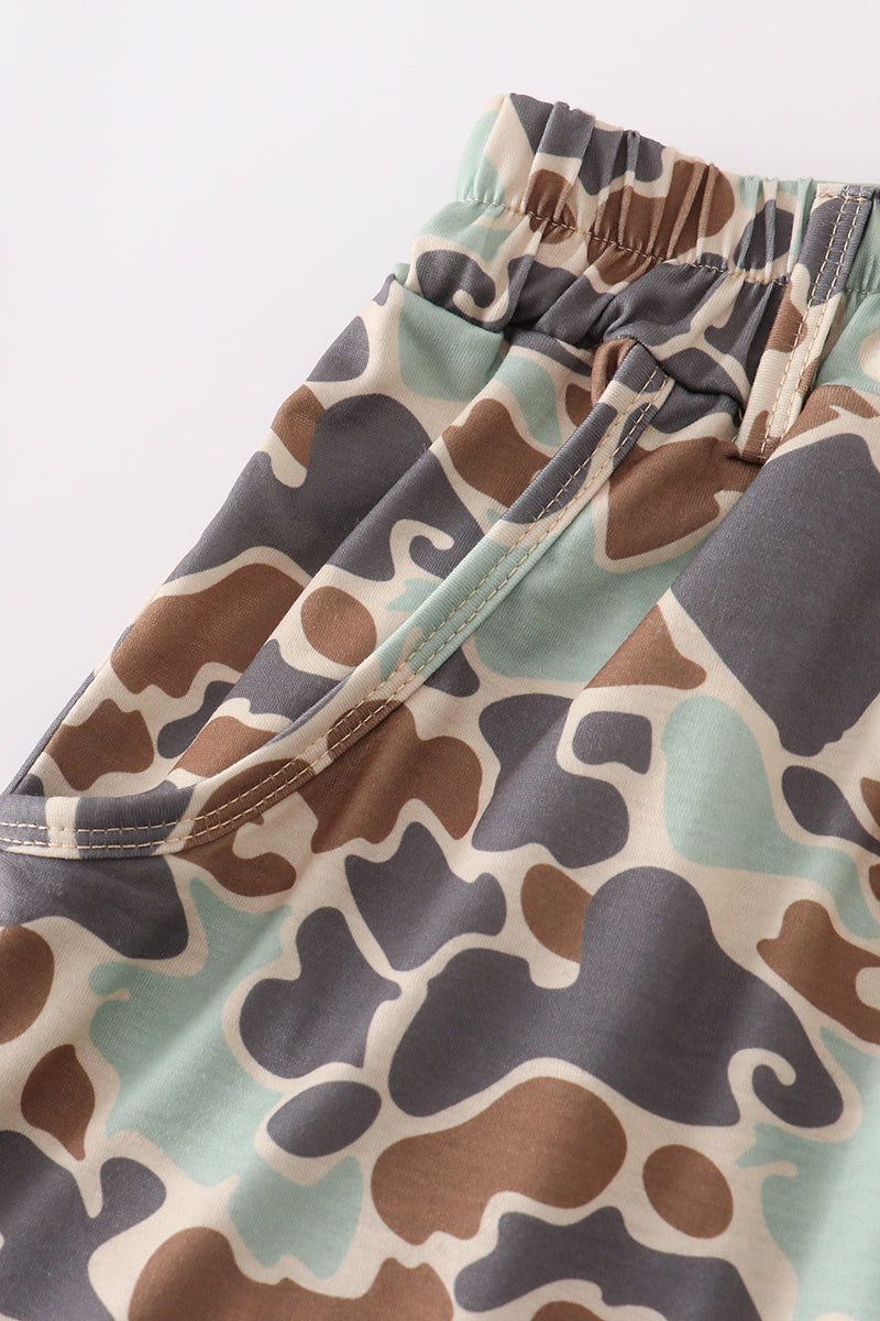 Green camouflage print dad&me shorts