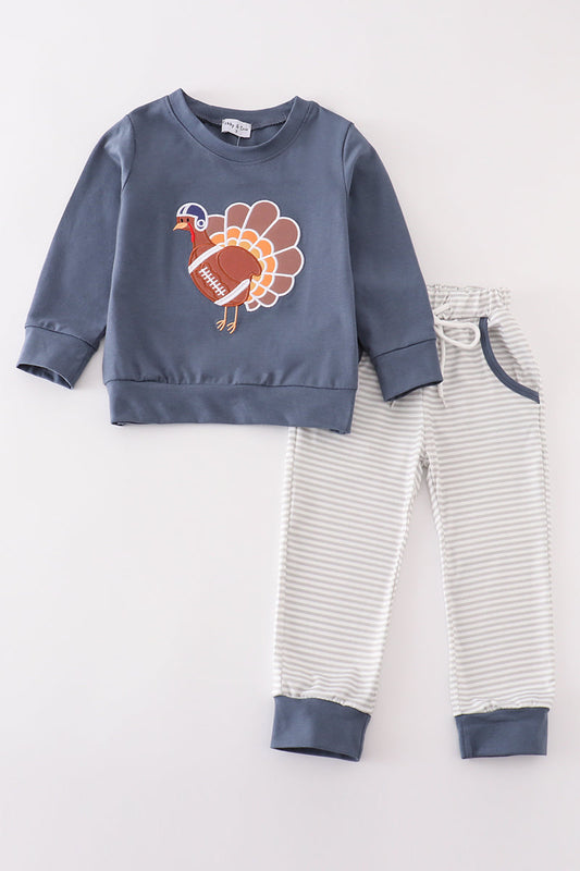 Gray stripe turkey applique boy set